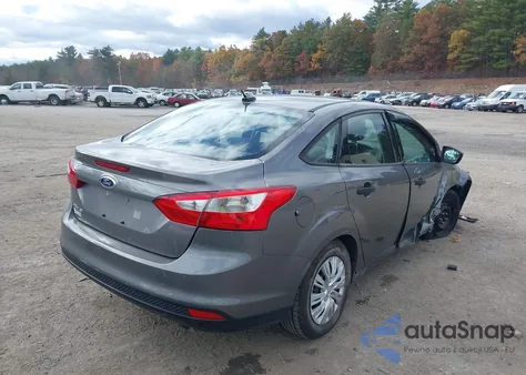 2013 Ford Focus из США, поврежденный, VIN 1FADP3E21DL358467